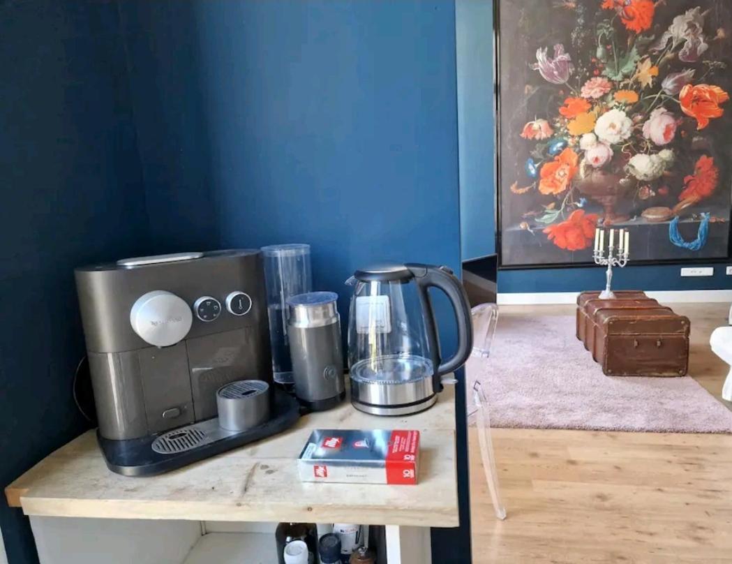 ブレッダDe Cosy Barock Met Gezellige Patio !アパートメント エクステリア 写真